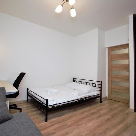 Roomspoznan Pl - Ogrodowa 9 - 24H Self Check-In Dış mekan fotoğraf