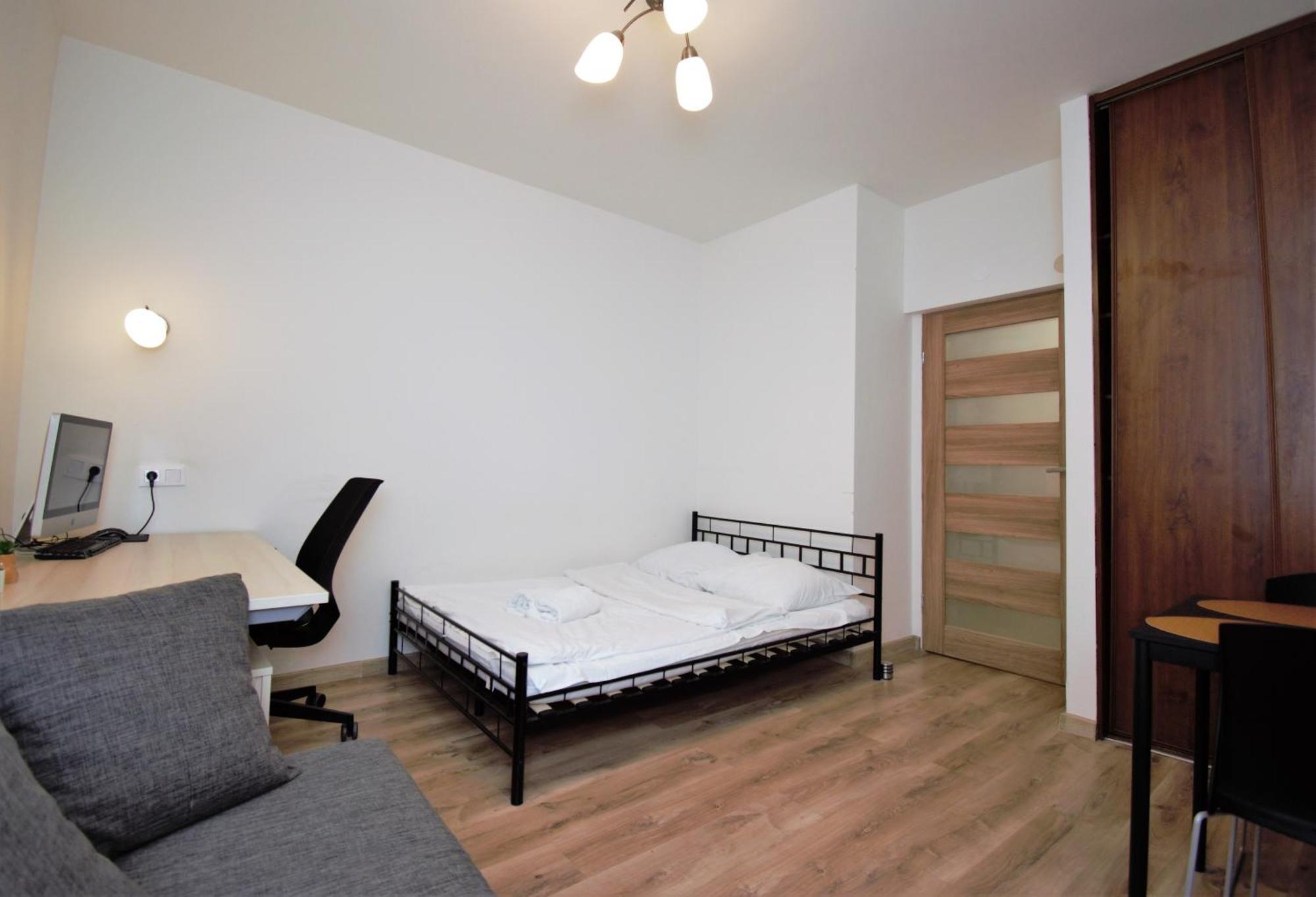 Roomspoznan Pl - Ogrodowa 9 - 24H Self Check-In Dış mekan fotoğraf