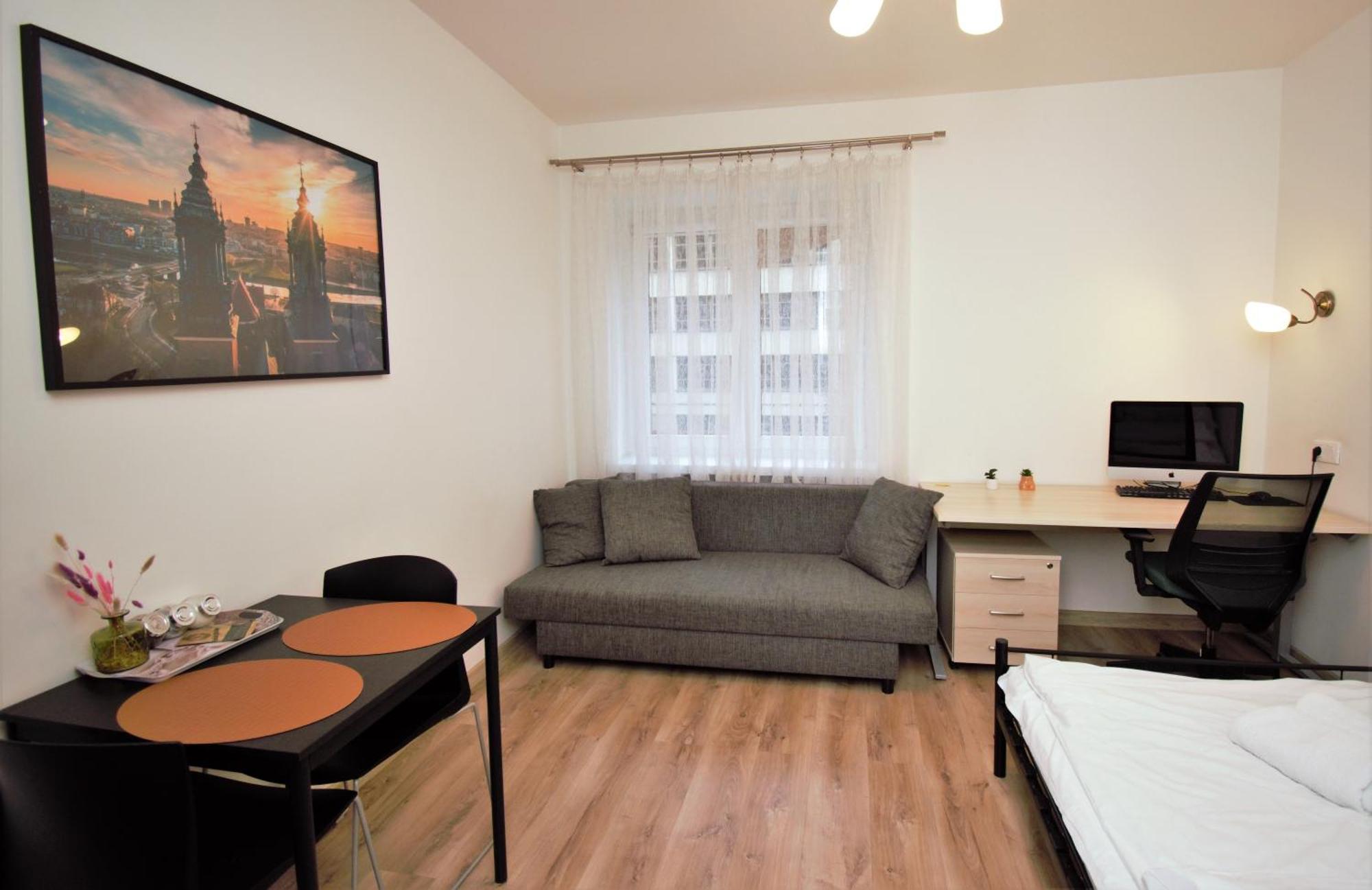 Roomspoznan Pl - Ogrodowa 9 - 24H Self Check-In Dış mekan fotoğraf